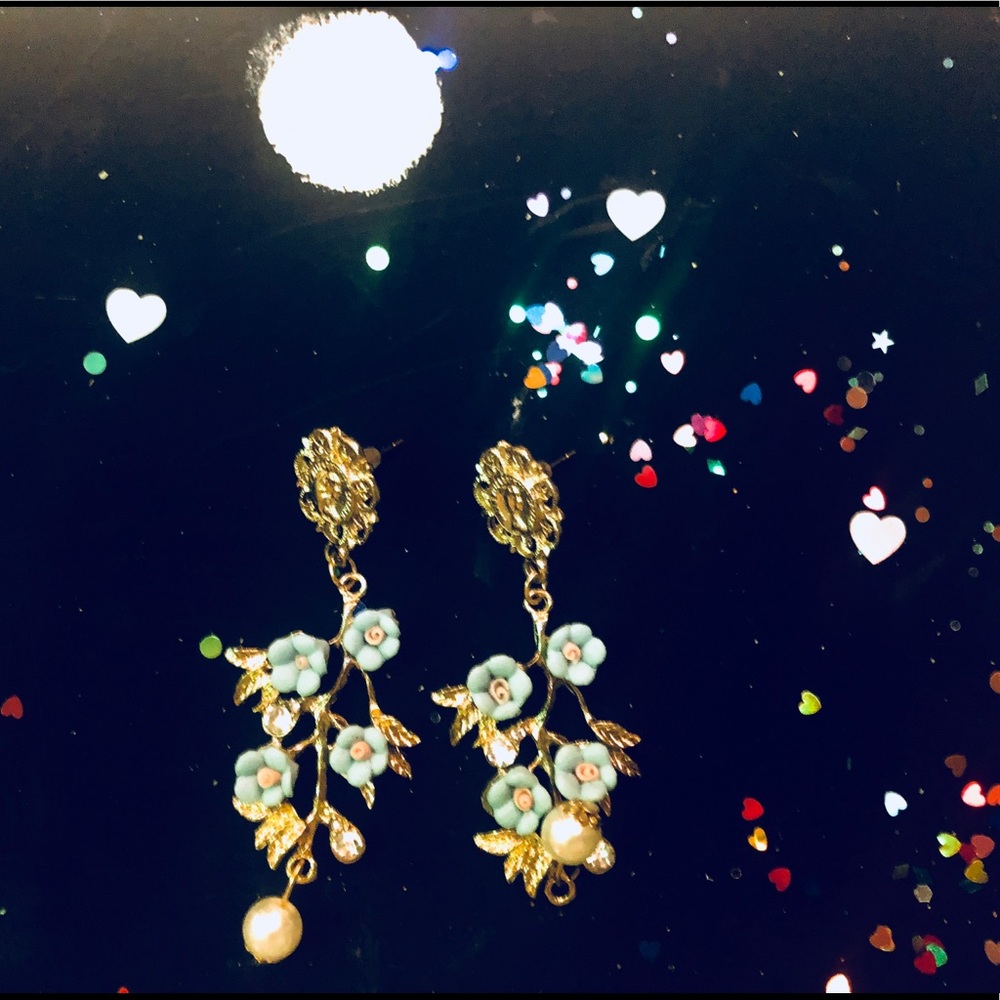 Pretty Flower Earrings